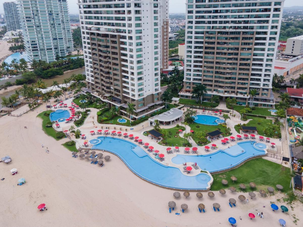 Ocean Front Condo Sleeps 4 Adults-Grand Venetian T3000-1606 Puerto Vallarta Dış mekan fotoğraf
