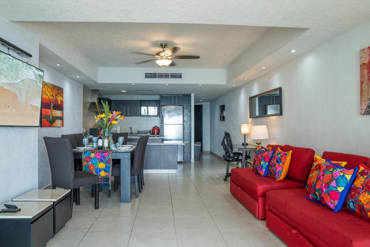 Ocean Front Condo Sleeps 4 Adults-Grand Venetian T3000-1606 Puerto Vallarta Dış mekan fotoğraf